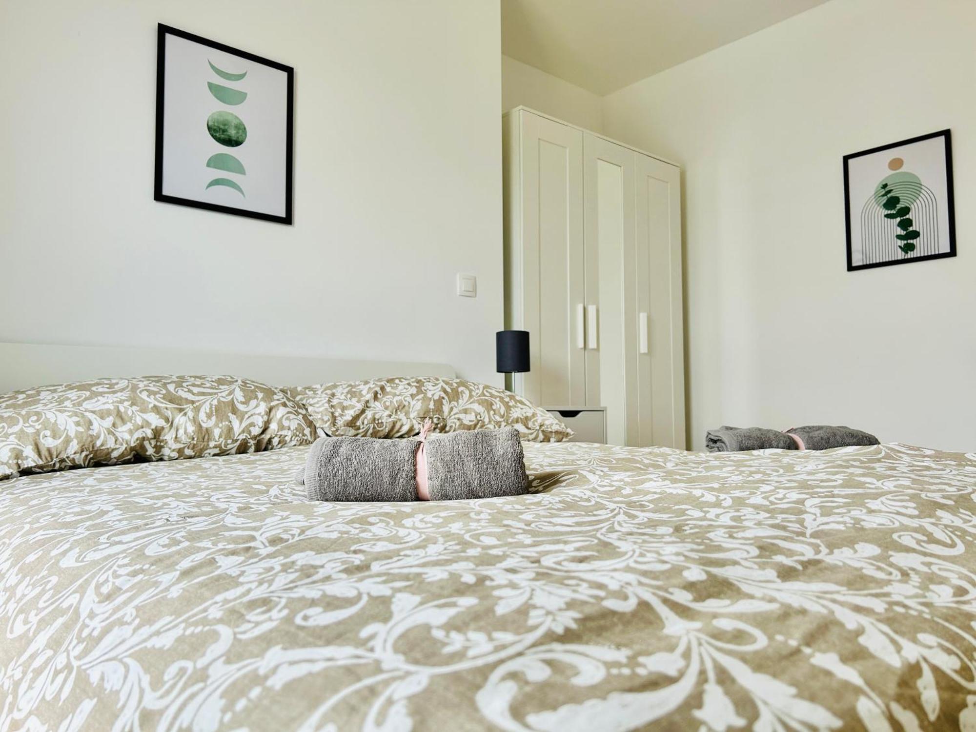 Modern Apartment With Balcony & Free Parking - Nearby Metro 비엔나 외부 사진